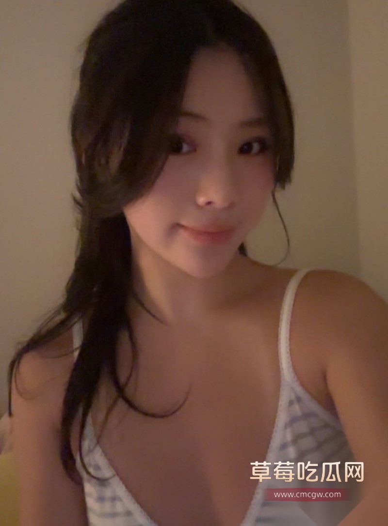 小网美给男友的全裸自慰视频10