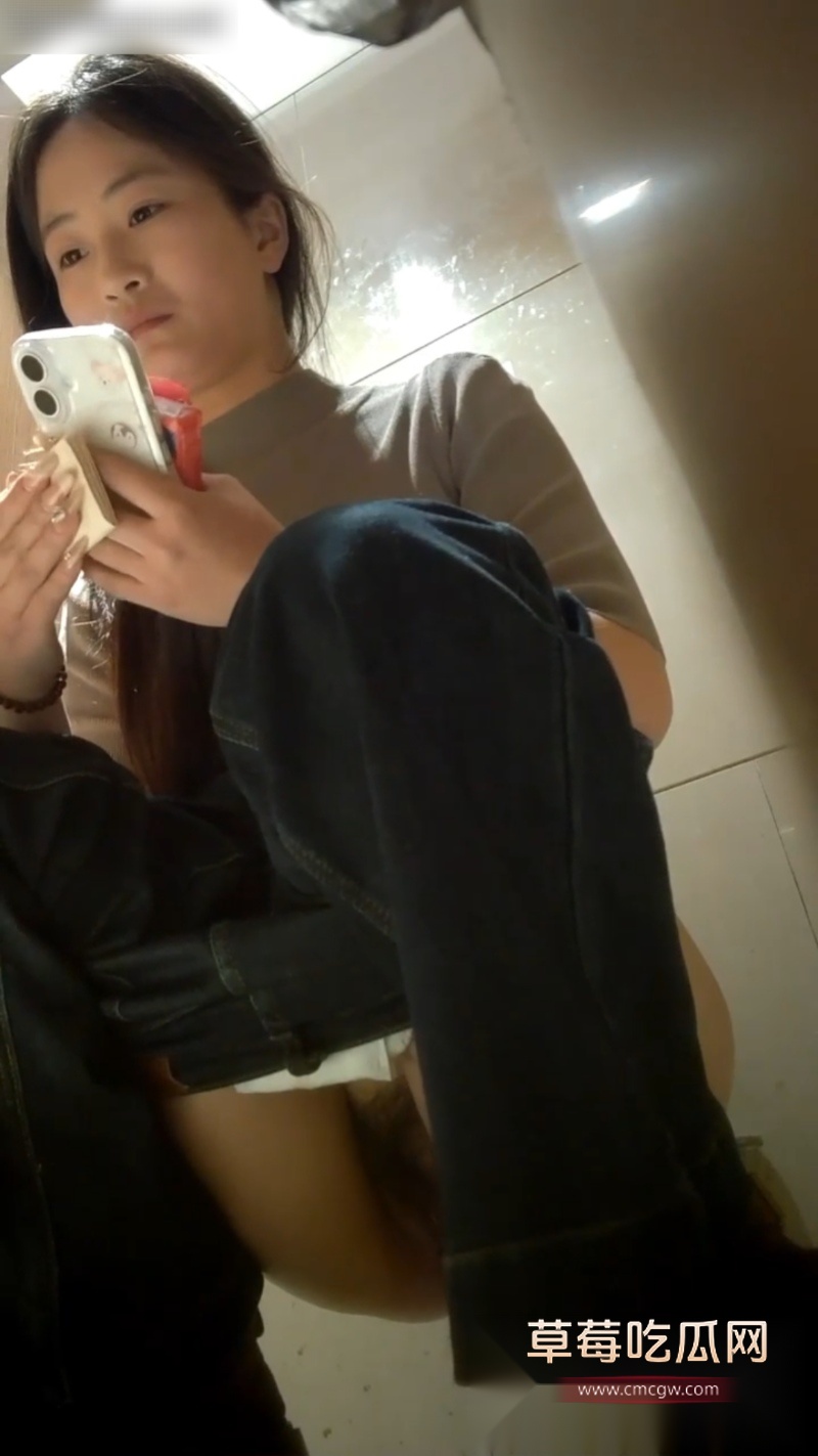 精品酒吧女厕最新流出 7