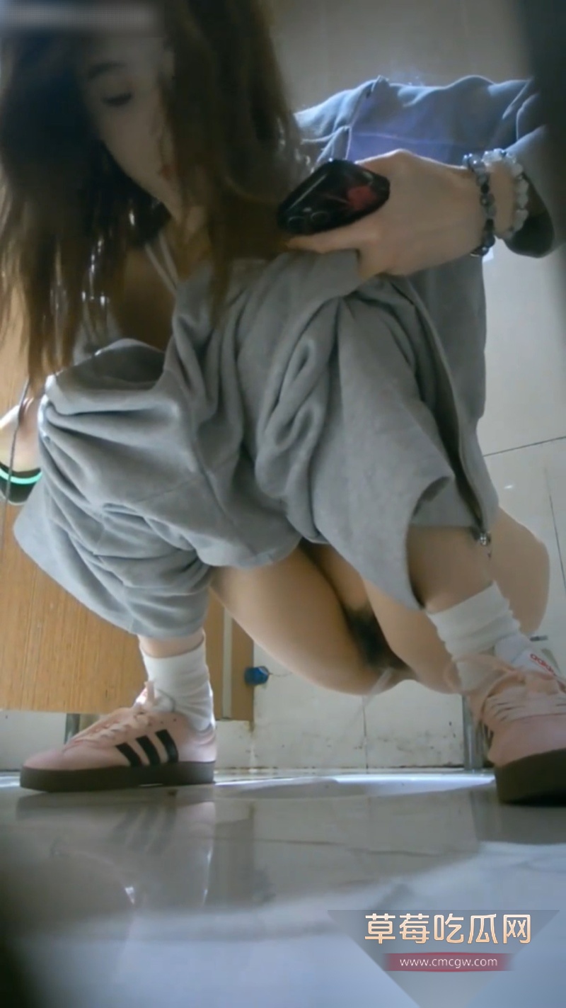 精品酒吧女厕最新流出 26