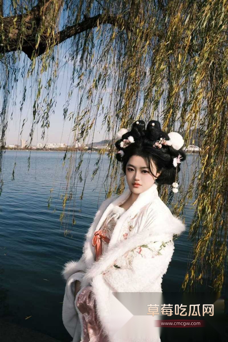 李秋凡 16 李秋凡 16