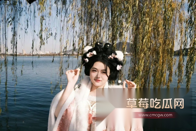 李秋凡 18 李秋凡 18