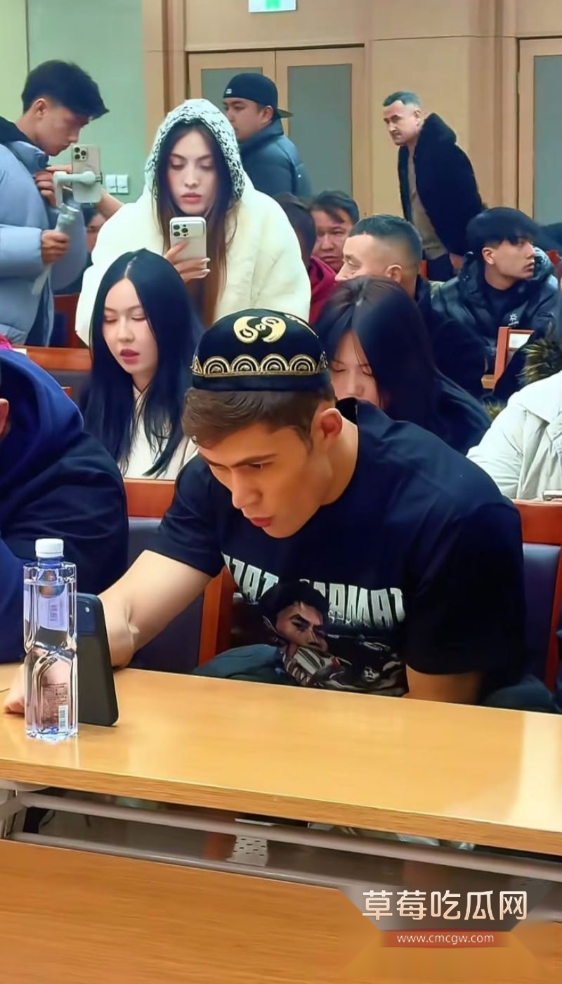 伊力扎提抖音及照片3 伊力扎提抖音及照片3