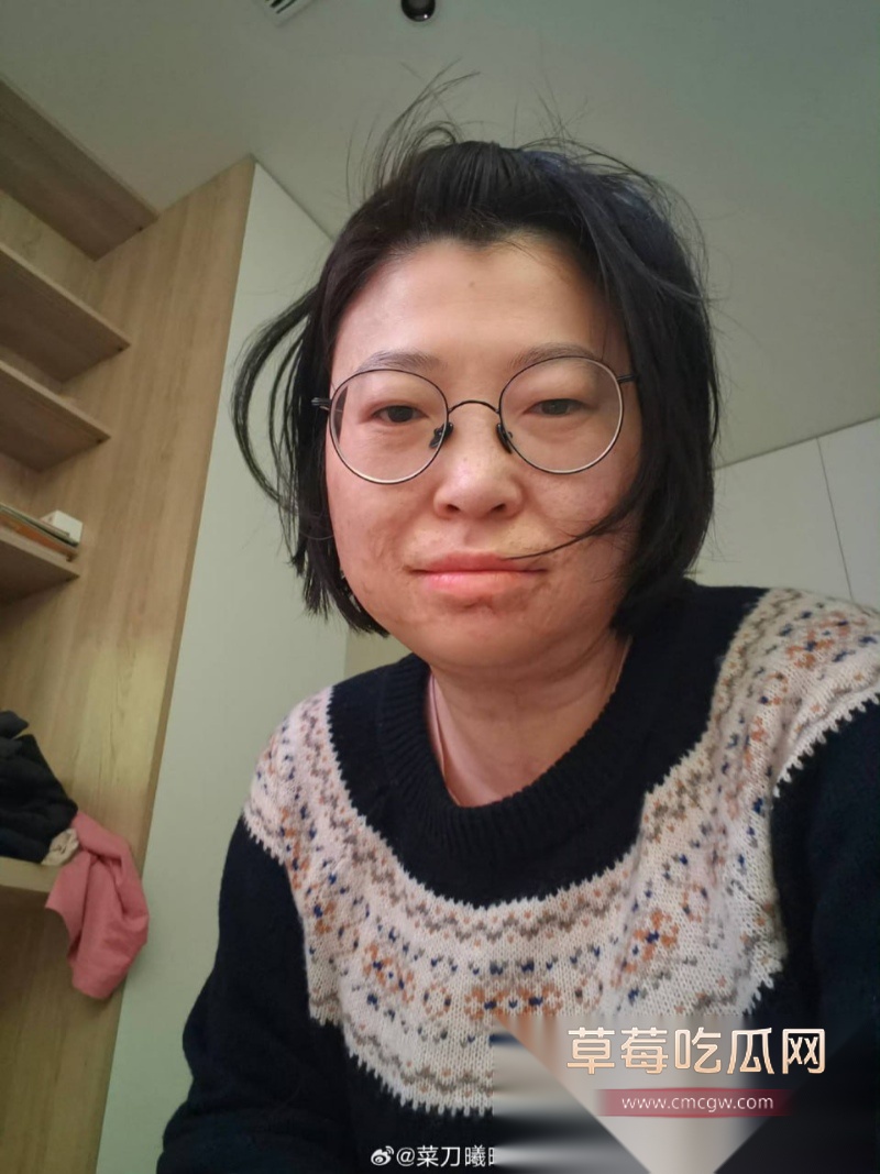 微博知名女权百万博主 菜刀曦曦 14 微博知名女权百万博主 菜刀曦曦 14