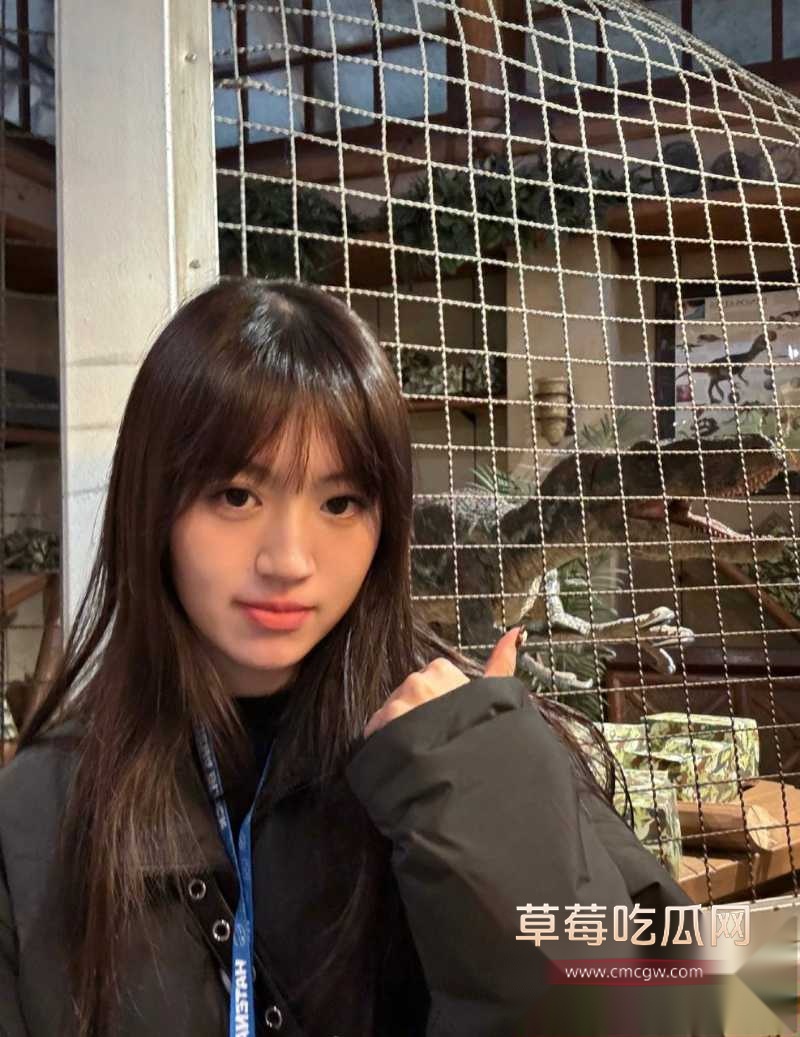 湖南大学生 刘敏华 20