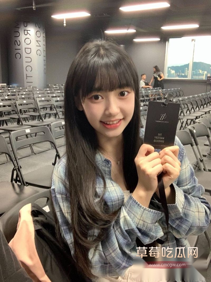 梁圈圈手机保存其他女生照片1 梁圈圈手机保存其他女生照片1