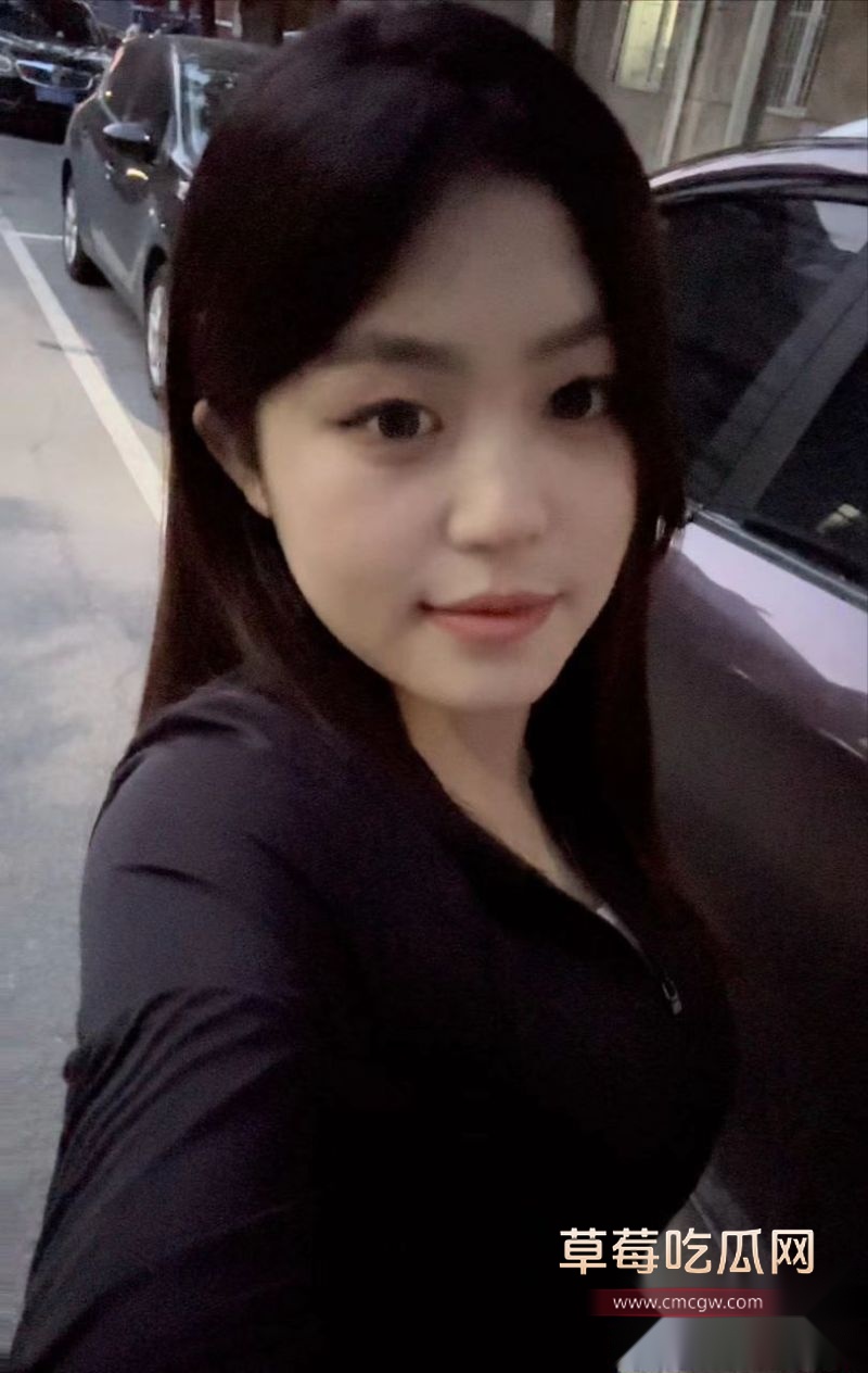 渣男胡x明下手的妹子照片7 渣男胡x明下手的妹子照片7