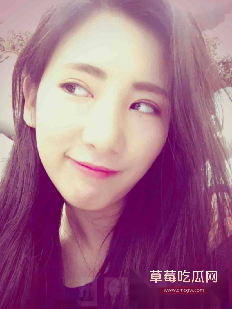 清纯美艳的女神店员 16