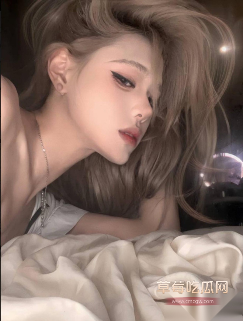 上海高颜值名媛被金主包养性爱 12