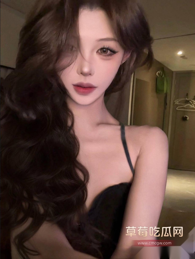 上海高颜值名媛被金主包养性爱 16