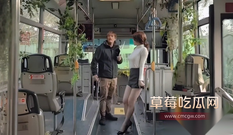 辛尤里性爱巴士4 辛尤里性爱巴士4