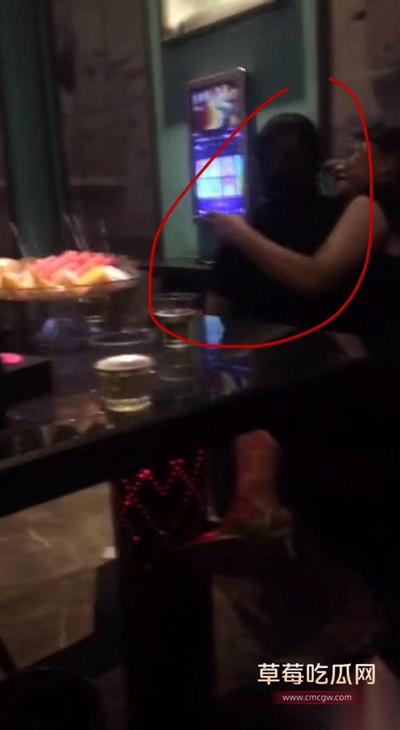 抖音160w粉女网红陈雯雯雯睡闺蜜男友 20 抖音160w粉女网红陈雯雯雯睡闺蜜男友 20