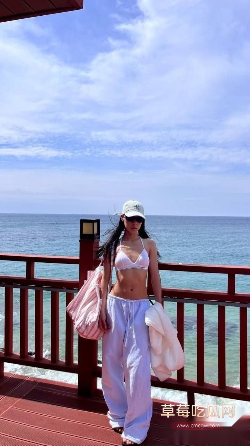 抖音御姐ooo215 抖音御姐ooo215