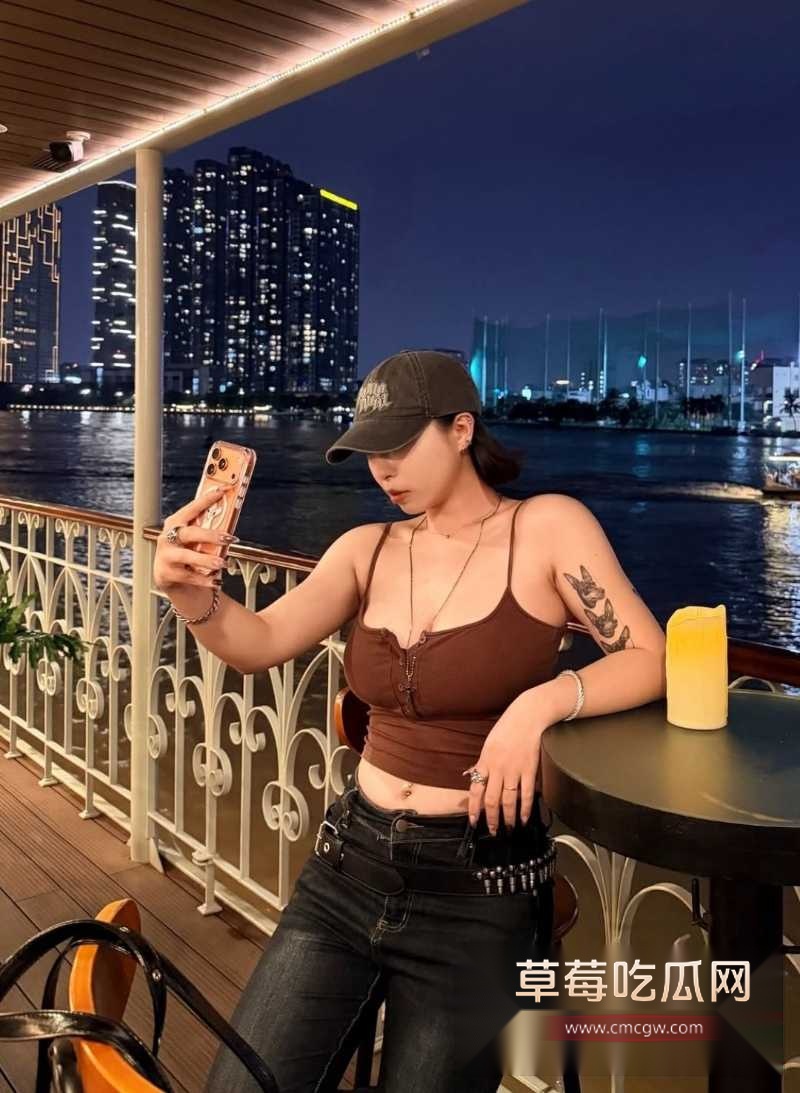 高颜值小网美 3