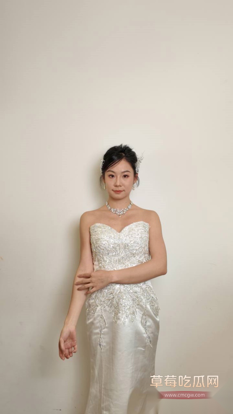 江苏艺术学院超美学姐 廖燕郡 16 江苏艺术学院超美学姐 廖燕郡 16