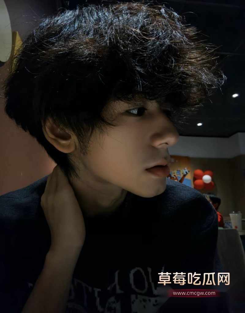 安凯尔照片以及朋友圈反驳3 安凯尔照片以及朋友圈反驳3