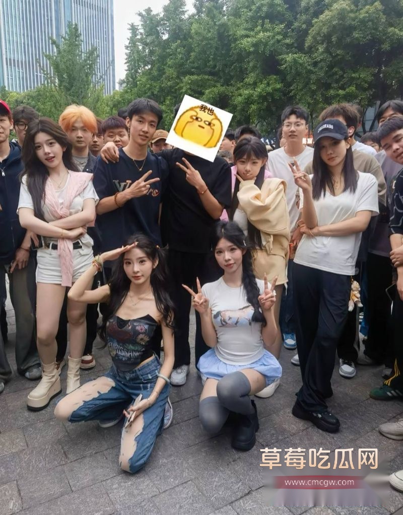 牙齿姐齿酱的素颜照2 牙齿姐齿酱的素颜照2