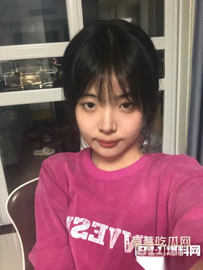 浙江大一短发眼镜妹 吴媛媛 11