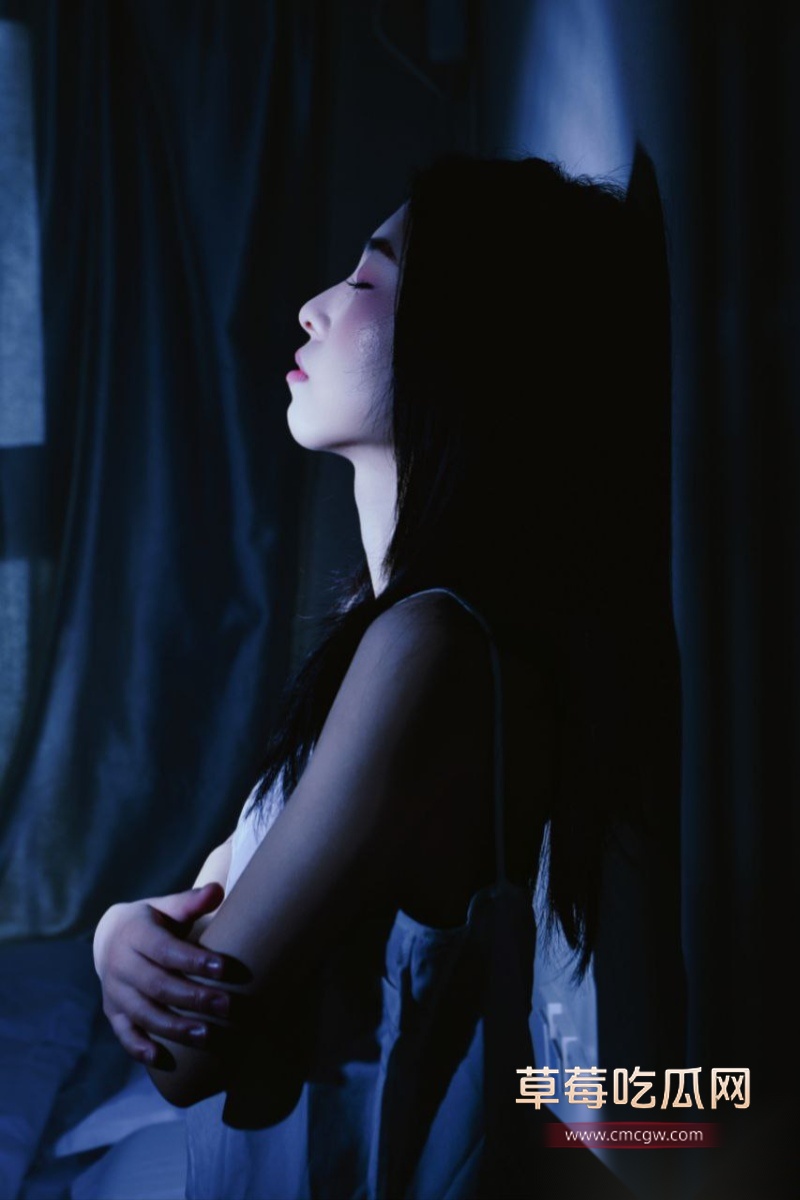 河南郑州骚货研究生 花花 15 河南郑州骚货研究生 花花 15