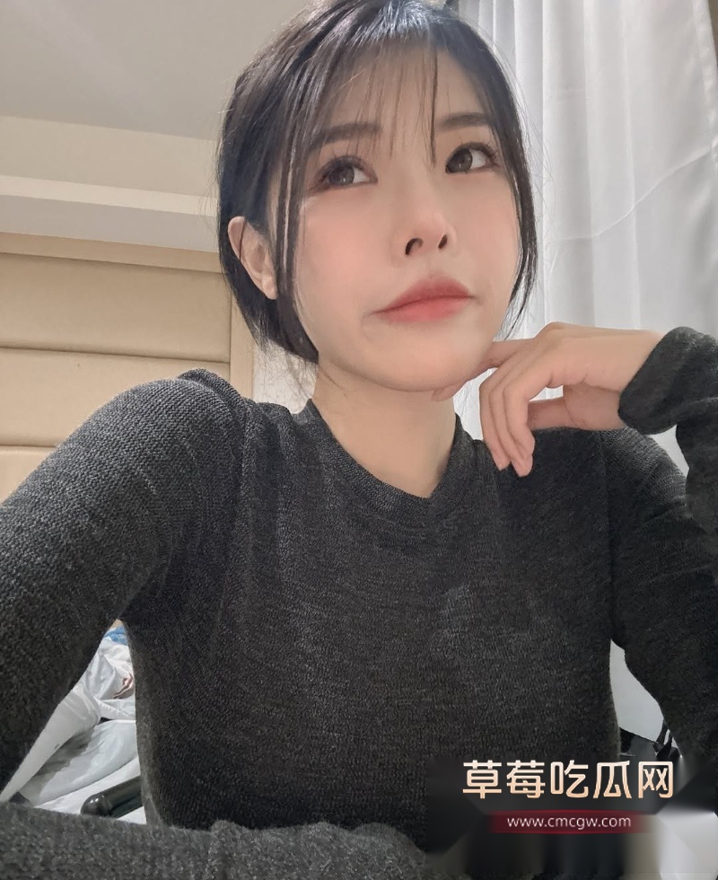 高颜巨乳护理师 张心慈 8