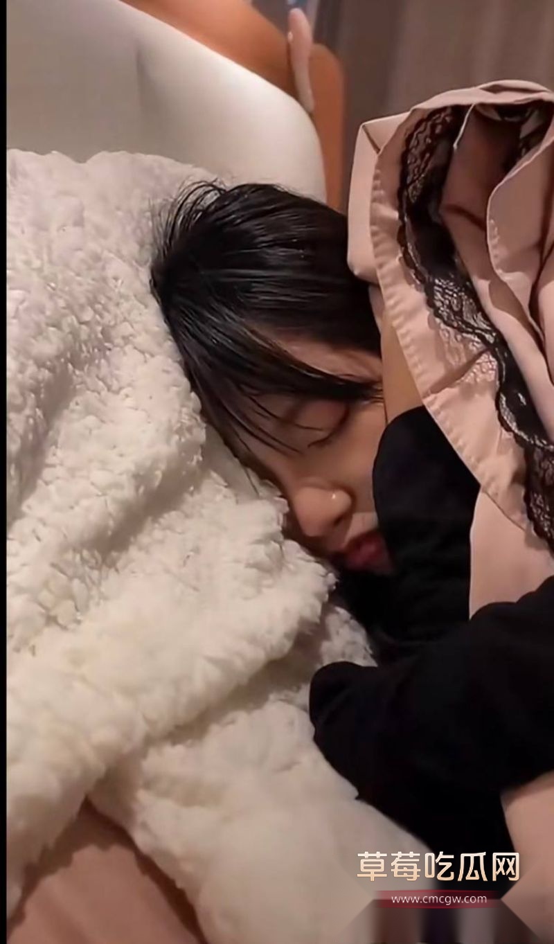 牌晓亮相关照片以及主页11