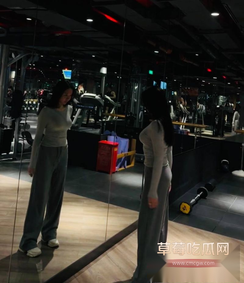 牌晓亮相关照片以及主页12