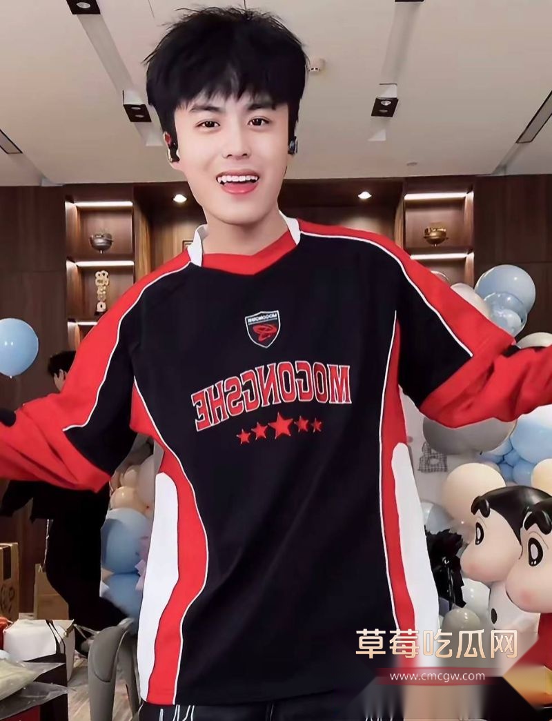 牌晓亮相关照片以及主页18