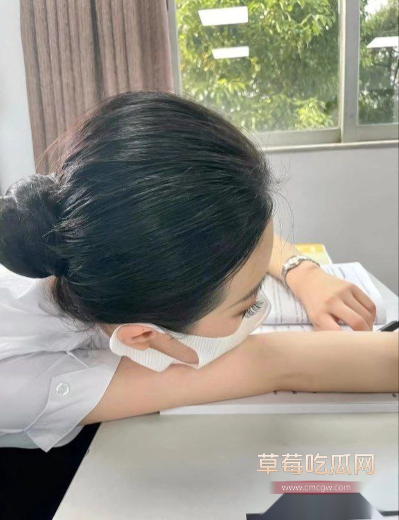 空姐女友的照片2