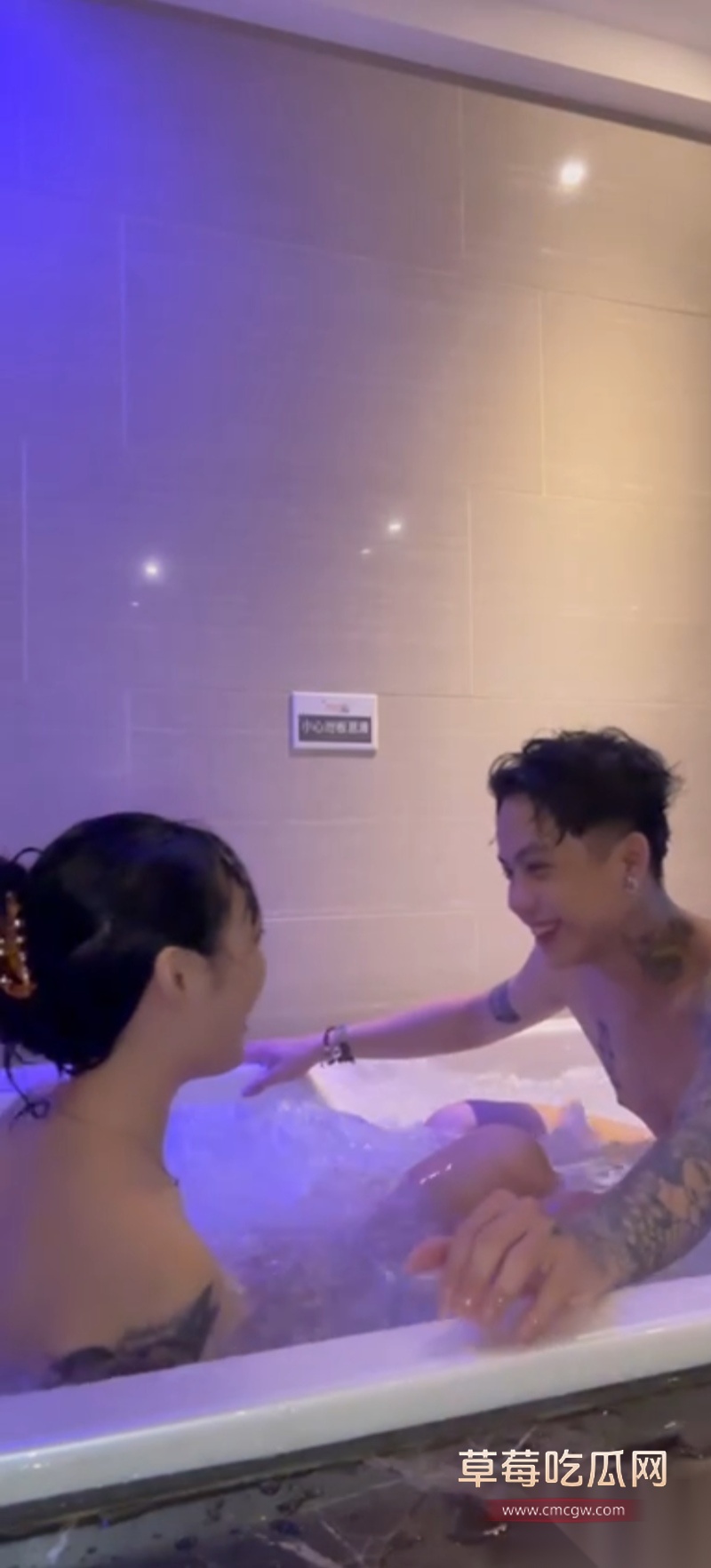 极品高颜值银行柜员张尹慧 8