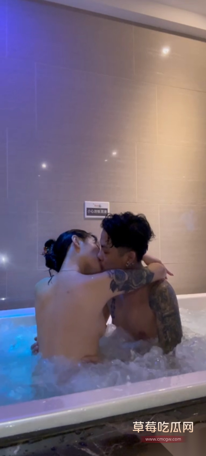 极品高颜值银行柜员张尹慧 9