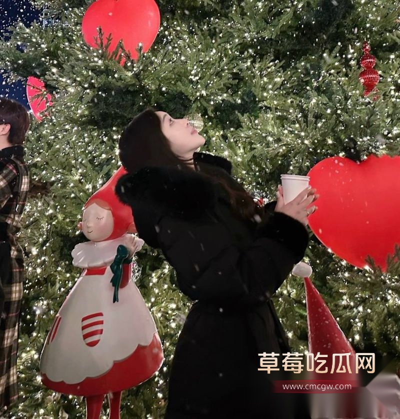 游戏主播池鱼的相关照片5 游戏主播池鱼的相关照片5