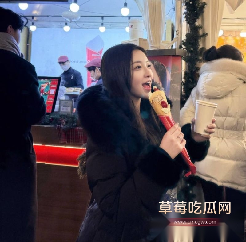 游戏主播池鱼的相关照片6 游戏主播池鱼的相关照片6