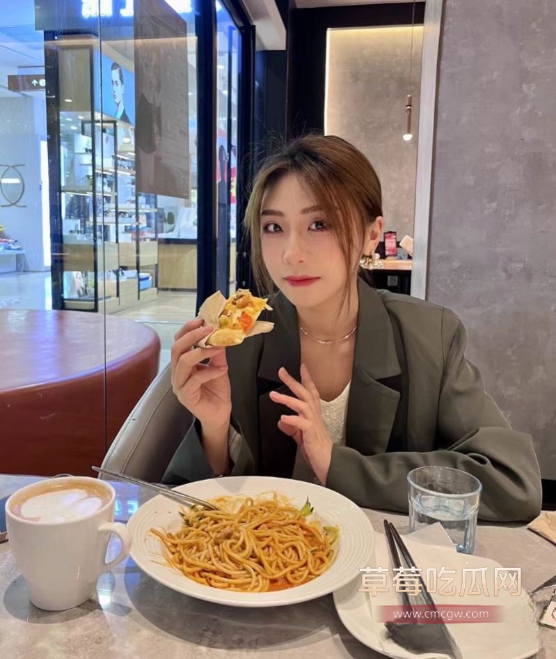 四川反差学生妹胡沁 跟男友性爱视频泄漏1