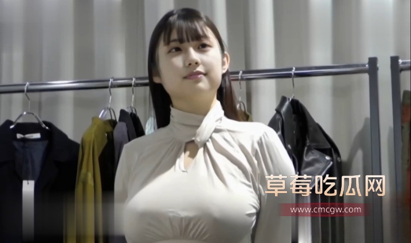 抄底偷拍极品长腿美女 3