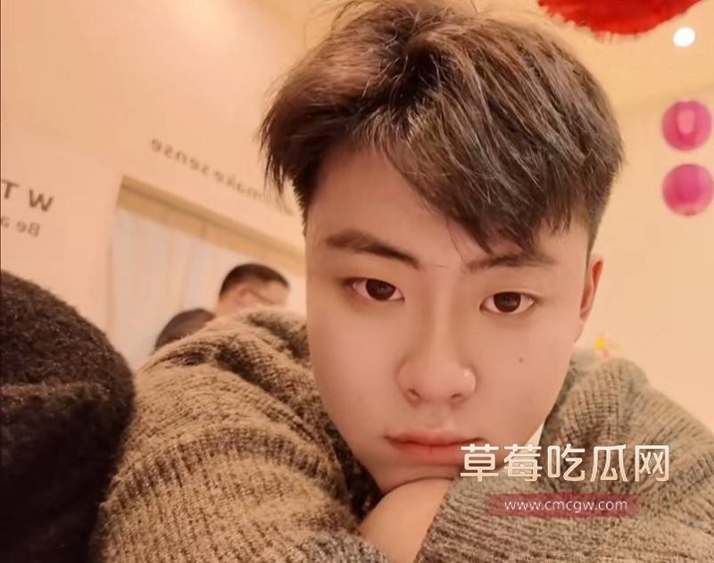 渣男王某旭的照片2