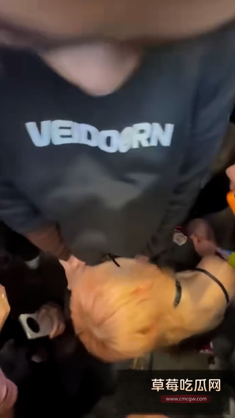 长沙解放西路黄发女子2分钟炸裂吞精完整视频流出 12 长沙解放西路黄发女子2分钟炸裂吞精完整视频流出 12