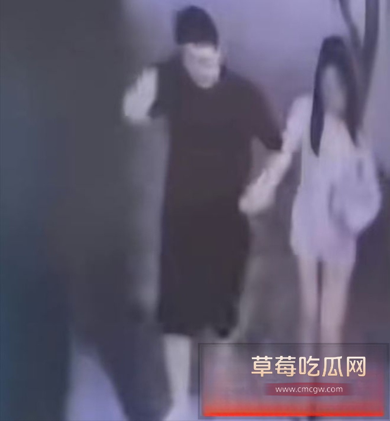 安徽美女在泰国参加完泳池派对后 被中国男同胞迷晕拖走 16