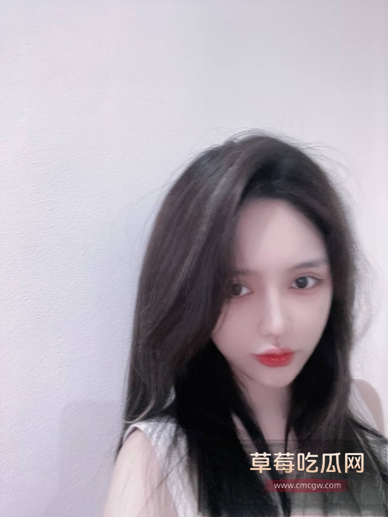 安徽美女在泰国参加完泳池派对后 被中国男同胞迷晕拖走 46