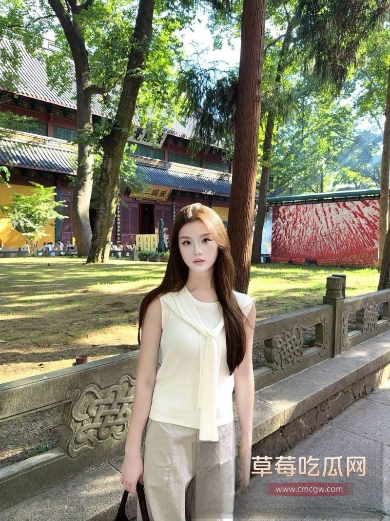 性感美女猫猫碎冰冰 瑜伽课后私密放纵性爱视频流出 4