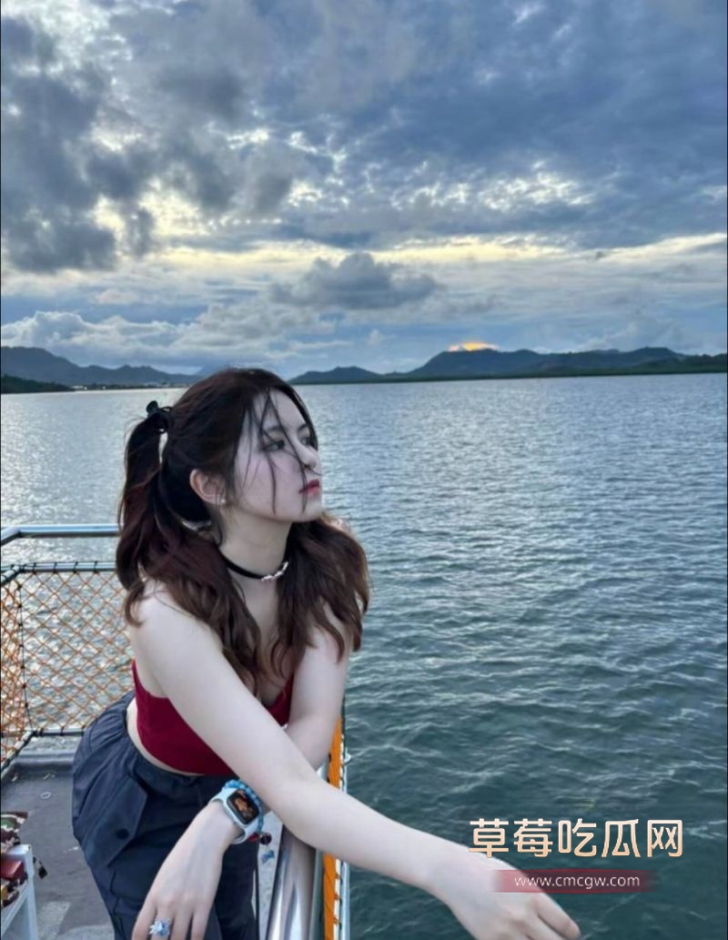 反差大学生校花 被金主包养视频流出4 反差大学生校花 被金主包养视频流出4