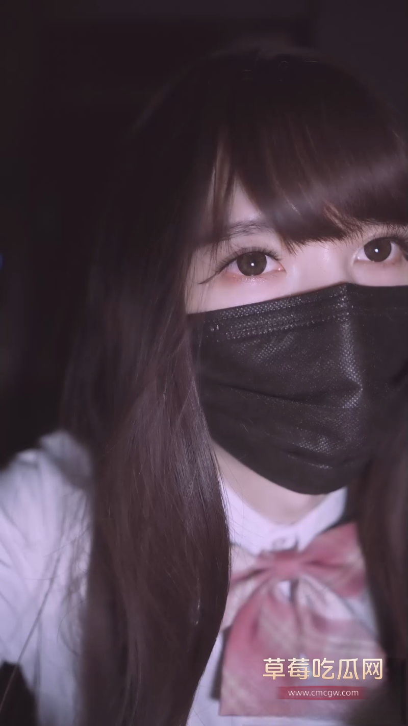 男娘JK灰丝电梯口 10