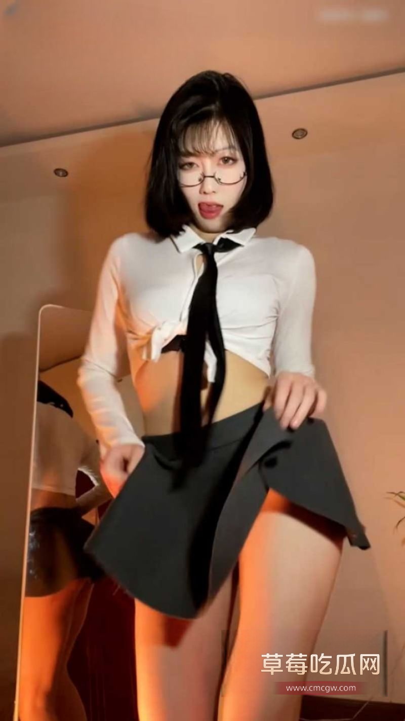 快手网红舞蹈老师紫月很会跳4