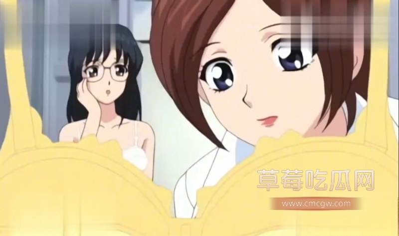 电车上两位美女被一群痴汉围拢 2