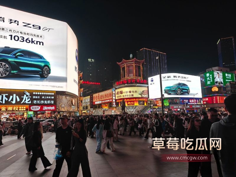 黄发骚女老师身份的日常照片8 黄发骚女老师身份的日常照片8