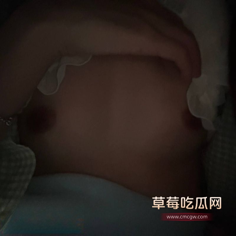 汪子铭手机里的不雅视频3