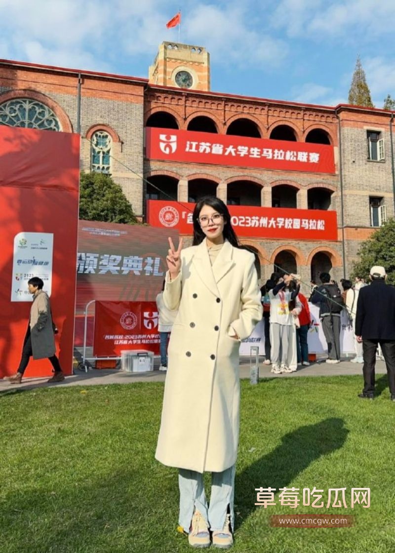 江苏大学生王紫晴 被金主包养私拍流出6 江苏大学生王紫晴 被金主包养私拍流出6