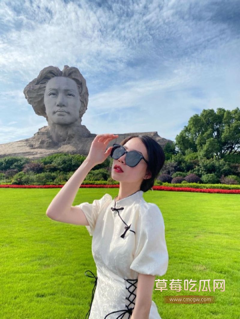 江苏大学生王紫晴 被金主包养私拍流出7 江苏大学生王紫晴 被金主包养私拍流出7