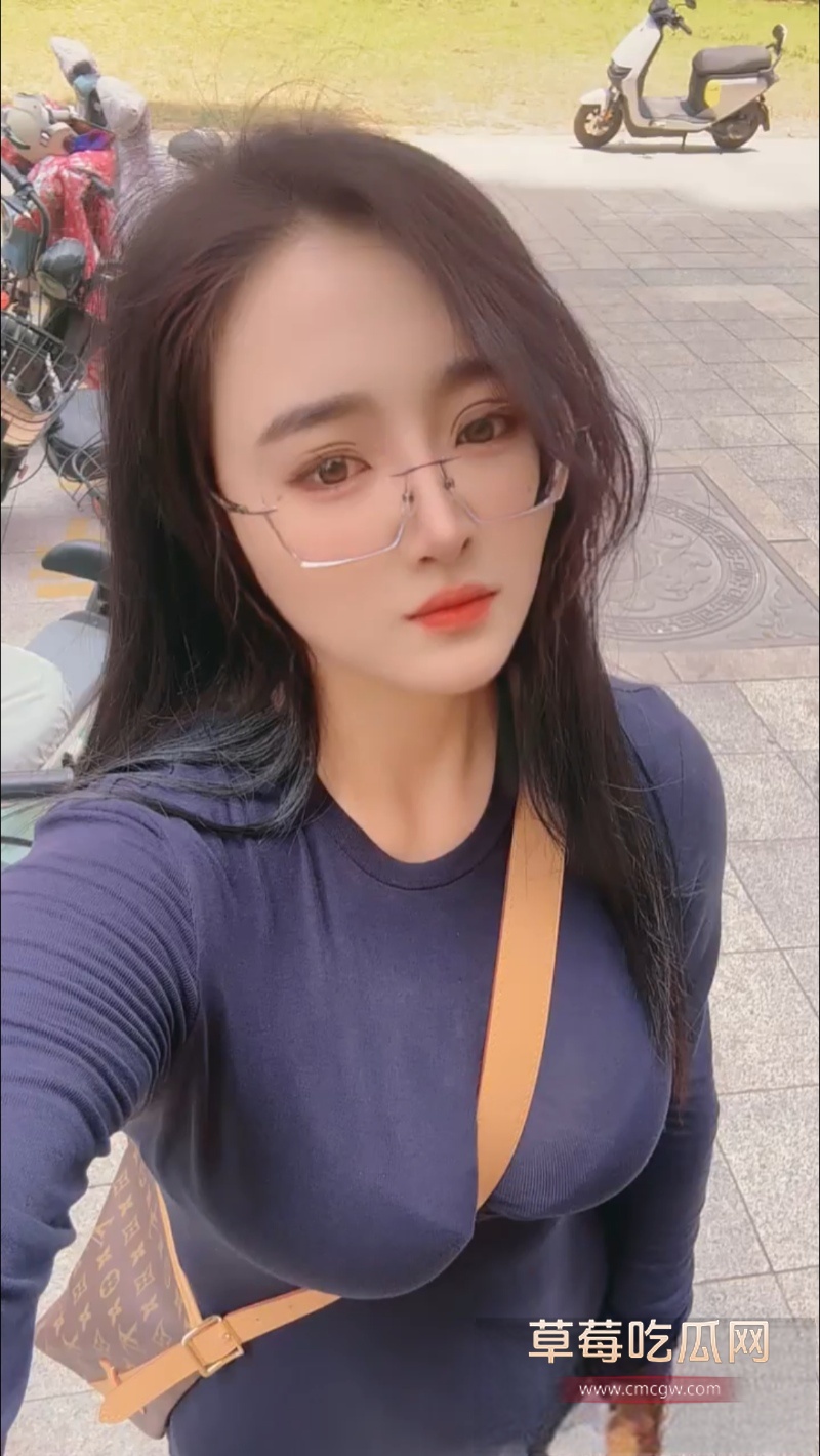 快手大奶骚货湘溪 11 快手大奶骚货湘溪 11