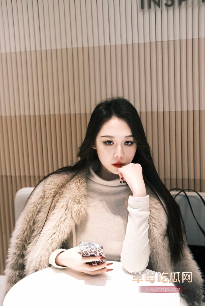 青岛医美院极品老板娘张妤欣 21 青岛医美院极品老板娘张妤欣 21