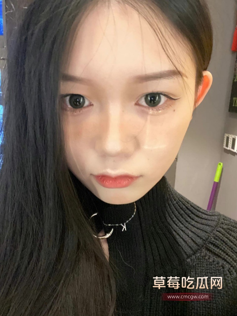 哈尔滨医科大学气质女大学生宁佳 23 哈尔滨医科大学气质女大学生宁佳 23