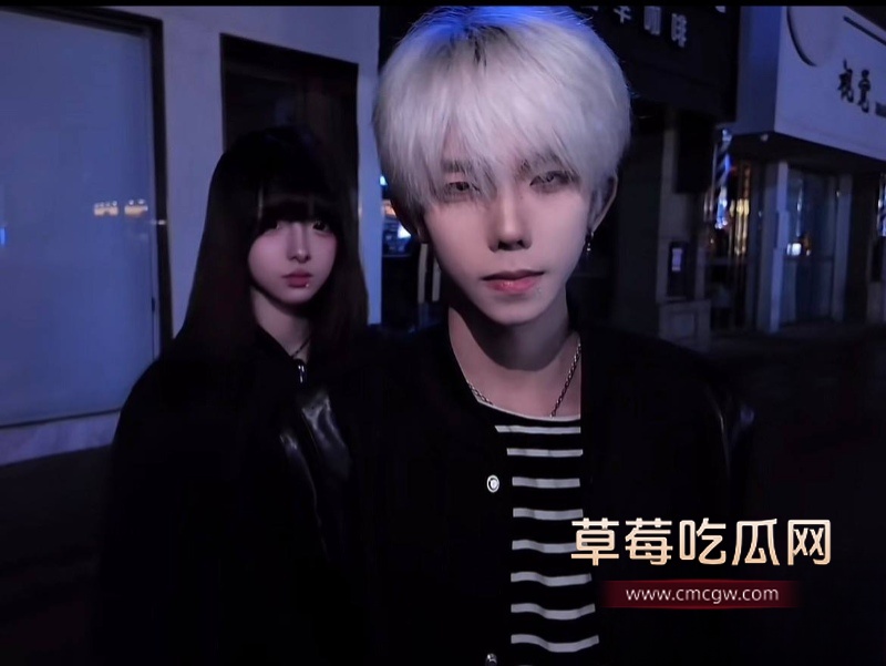 抖音50多万粉男网红 罗琰泽 36